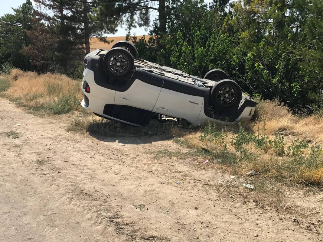 TIR lastikleri sebep oldu! Konya'da feci kaza: 8 yaralı 5